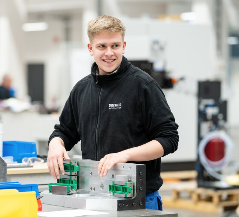 Ausbildung bei DREHER Automation zum Industriemechaniker